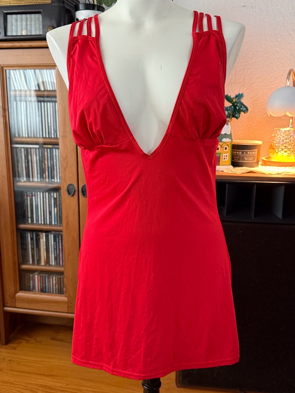 Elegant Moments sexy red dress strapped back